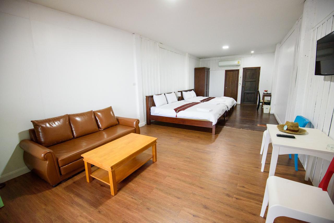 Baansuan Aokhai Beach Resort Mae Phim Exterior photo